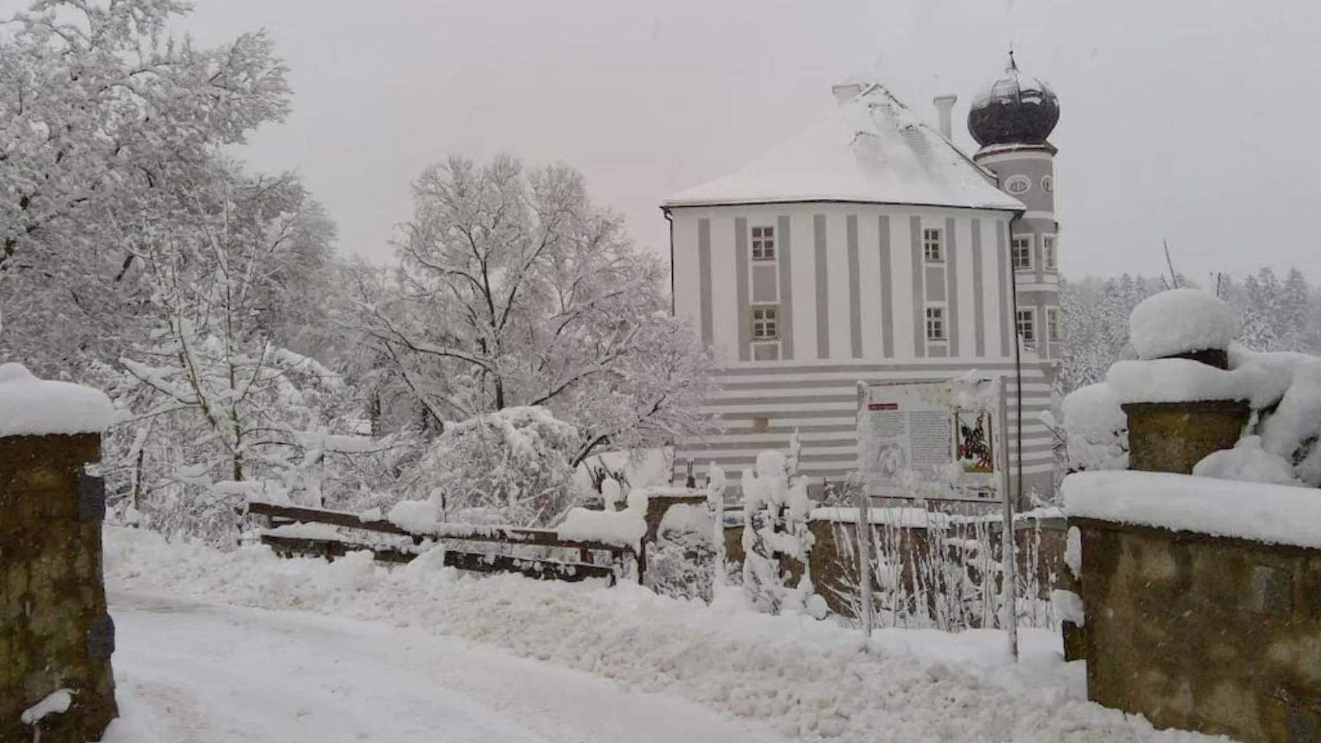 Apartment Schloss Schoenberg Wenzenbach